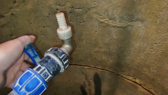 Сапроново, спасаем глубокий колодец без воды! Углубление колодца на плывуне абиссинской скважиной. смотреть онлайн