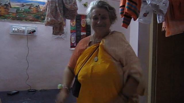 В гостях у двоюродного брата Саи Бабы! смотреть онлайн