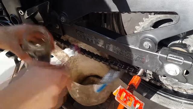 Чистка і смазка ланцуга Kawasaki ninja 250r смотреть онлайн