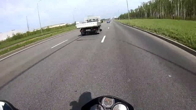 Bajaj Boxer BM150X - поездка на работу и разговор обо всем важном. смотреть онлайн