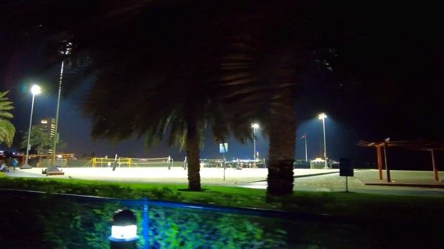 Abu Dhabi Corniche Beach Area | walking tour смотреть онлайн