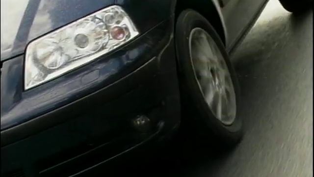 Volkswagen Sharan Review (2000)