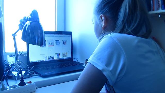 Короче говоря я решила заказать с Aliexpress. смотреть онлайн