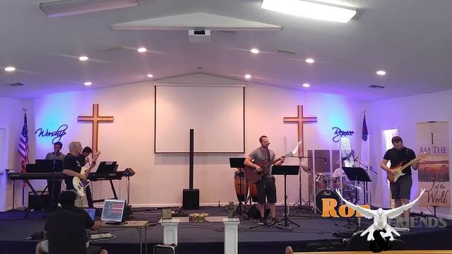 New Sound Sytem Behringer XR18 And Turbosound IP2000