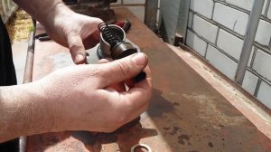 Как снять и разобрать главный тормозной цилиндр мерседес W124