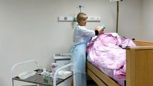 Уход за глазами, ушами, полостью носа, рта.