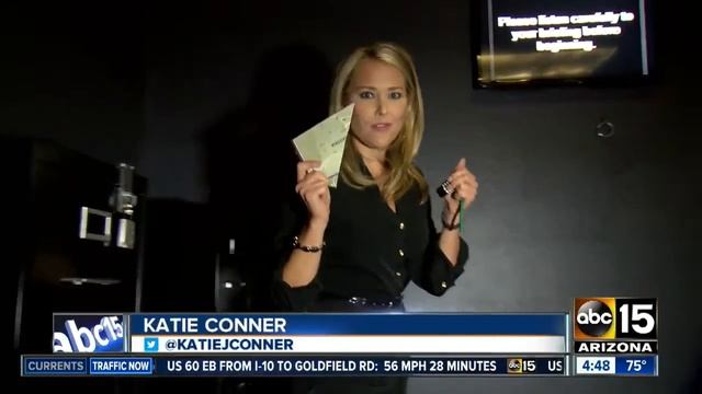 Escape Room: Real-life video game смотреть онлайн