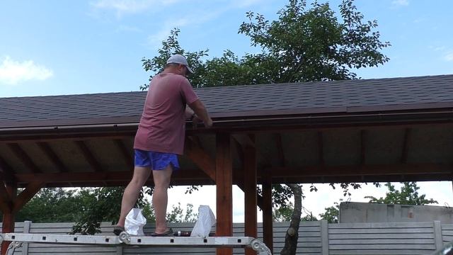 Водосточка на двускатную крышу под мягкой кровлей своими руками смотреть онлайн