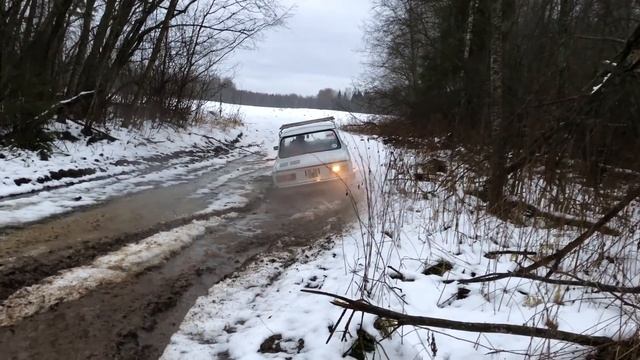 ЗИМНИЙ ДРИФТ НА ЗАПОРОЖЦАХ.НОЧНЫЕ ГОНКИ смотреть онлайн
