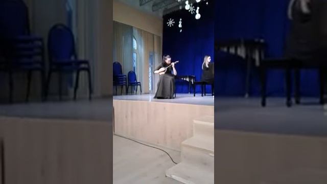 А.Шалов "Белой акации гроздья душистые" Дания Исхакова (домра) смотреть онлайн