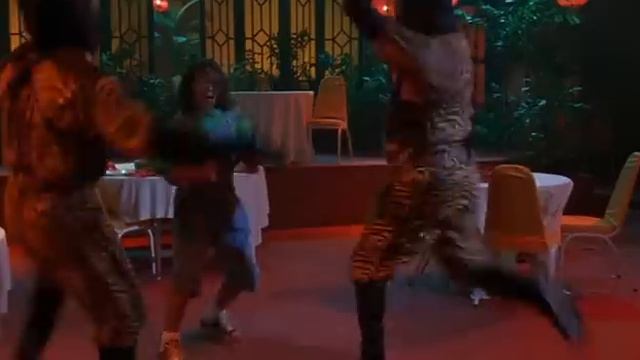 Surf Ninjas Restaurant Fight Scene смотреть онлайн
