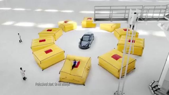Chevrolet Cruze - The Most Air Bags in its Class смотреть онлайн
