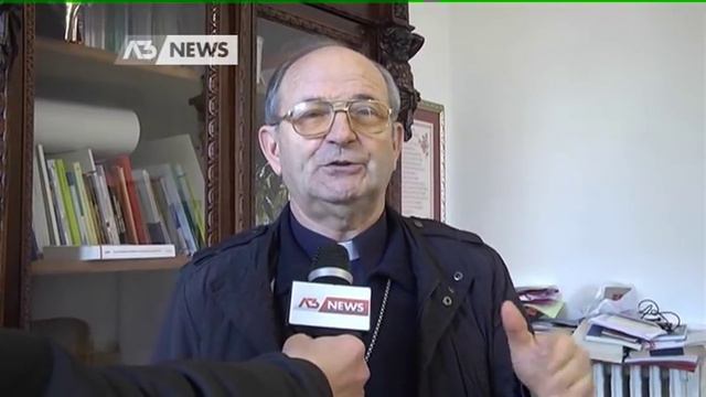 IL VESCOVO STA CON SALVINI: «FAMIGLIA CRISTIANA NON E' LA CHIESA» смотреть онлайн