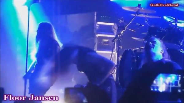 HEADBANGING (Simone Simons y Floor Jansen)