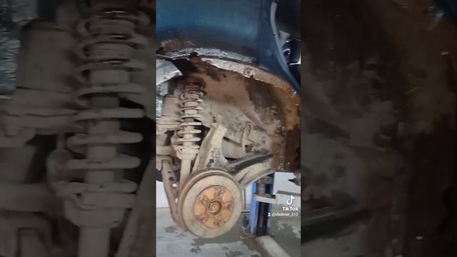 🔰ДА-ЖОПА! ДА- НАДО ДЕЛАТЬ! НО, ВСЕГДА ВСЁ УПИРАЕТСЯ В ДЕНЬГИ. МАШИНА 1998 ГОДА. И НУЖНА КАЖДЫЙ ДЕНЬ смотреть онлайн