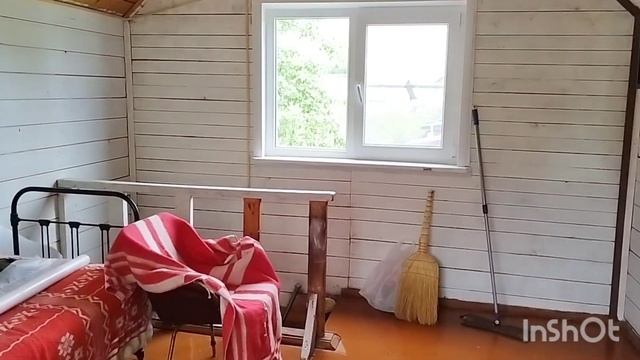 Утепление фасадов сайдингом. Пластиковые окна на втором этаже.