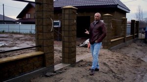 Строительство современного забора. Сколько стоит забор в 2022 году