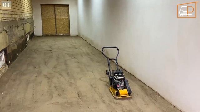 КАК ОЧЕНЬ ПРОСТО ДЕЛАЕМ НАДЁЖНУЮ ПЕСЧАНУЮ ПОДУШКУ | БЕТОННЫЙ ПОЛ В ГАРАЖЕ | Максим Королев смотреть онлайн