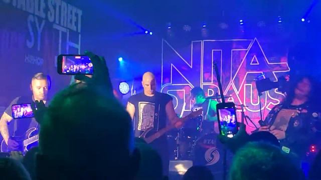 Feed My Frankenstein- Nita Strauss смотреть онлайн