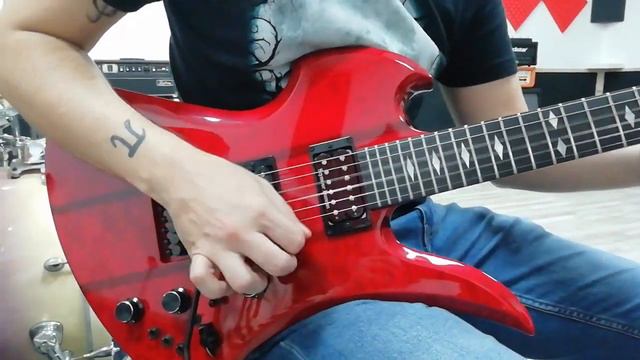 BC RICH Mockingbird Slash limited edition смотреть онлайн