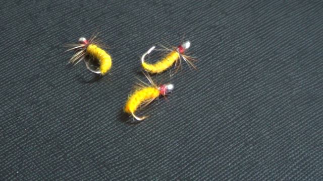 обманка на хариуса (цыпочка смазливая, рабочий цвет под жд. флажок) смотреть онлайн