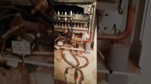 Не зажигается колонка. Нет искры.