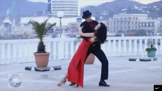 Красное платье Иван Смушко cover Аслан Кятов видеомонтаж Елена А смотреть онлайн