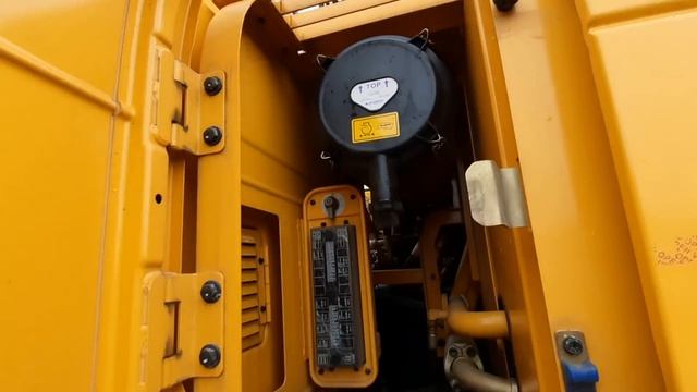 Обзор нового экскаватора HYUNDAI. Что имеется новенького?! Excavator!