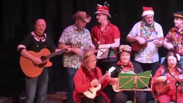 Neath Ukulele Club Christmas 2014 смотреть онлайн