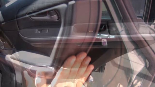 Снятие обшивки задней двери на Сузуки Гранд Витара смотреть онлайн