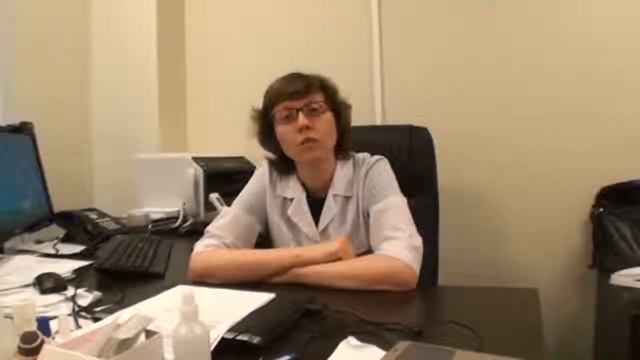 Первые менструации. Что делать и как с ними жить? смотреть онлайн