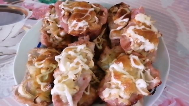 Готовлю мясо по-Французски. Готовлю селелку под шубой, отвечаю на вопросы. смотреть онлайн