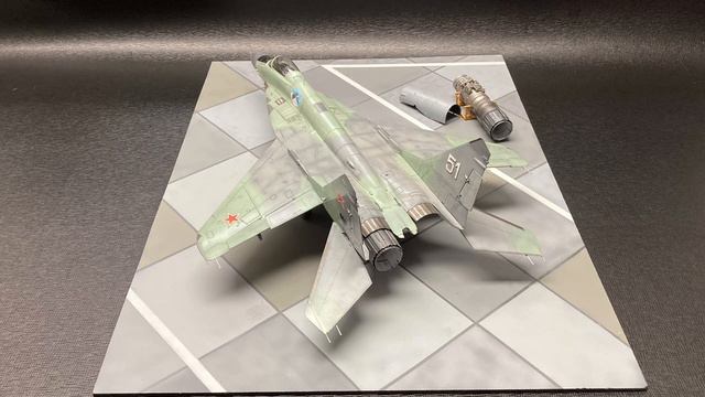 Mig 29 C 9-13 1/48 Great Wall Hobby Gallery Video смотреть онлайн