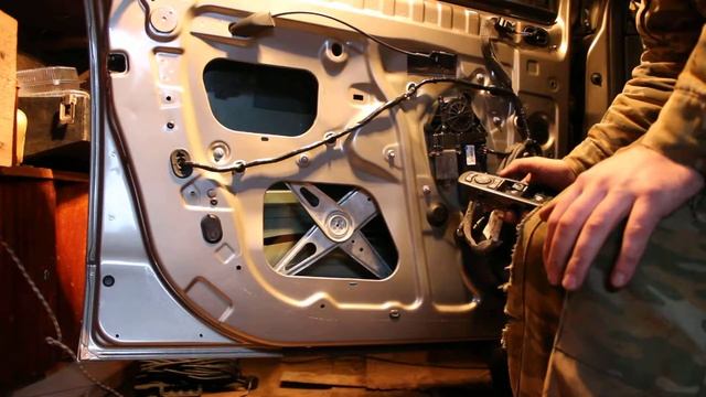 Проверка работоспособности стеклоподъёмника после его ремонта смотреть онлайн