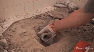 Устранение запахов в душевой кабине. Замена трапа в душевом поддоне.