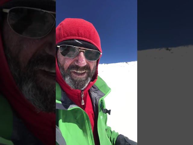 Президент Клуба 7 Вершин Александр Абрамов на вершине Пика Ленина смотреть онлайн