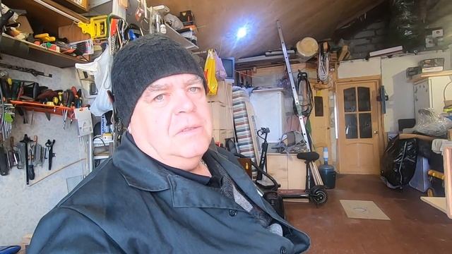 van life, авто дом своими руками,пульт управления эл-ом, мультимедиа и контролем расхода энергии. смотреть онлайн