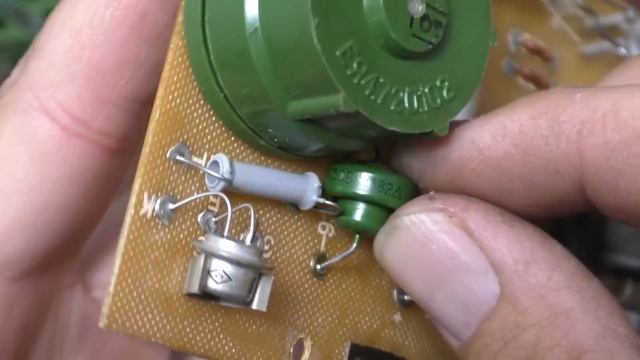 А ВЫ ЗНАЛИ! ЧТО В СТАРОМ ДОЗИМЕТРЕ, И ТАКОЕ БЫВАЕТ! ДОРОГИЕ ДРАГМЕТАЛЛЫ смотреть онлайн