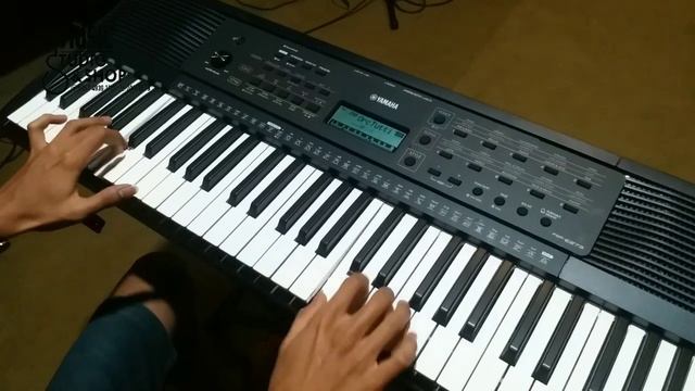 Yamaha psr-e273 unboxing