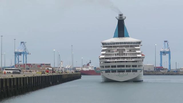 Artania cruise ship at Zeebrugge on september 20 2021 смотреть онлайн