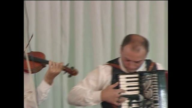 Танцующий скрипач (The dancing violinist ) смотреть онлайн