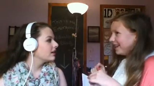 The Whispering Challenge | Emily смотреть онлайн