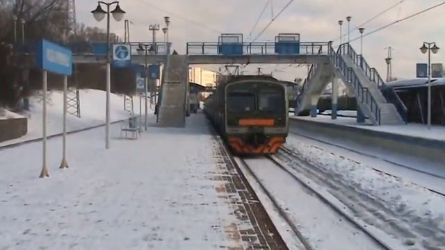 Электропоезд ЭД4М-0211 станция Москва-Сортировочная смотреть онлайн