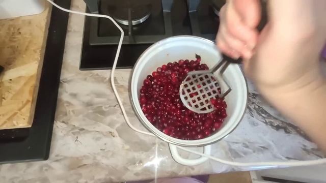 Дом больше не течёт/жизнь в лесу на севере/на улице мороз/машина не заводится. смотреть онлайн