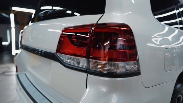 Land Cruiser 200 ELFORD - Белая и красивая смотреть онлайн