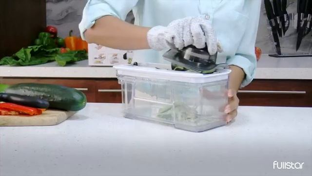 Fullstar Picador de verduras todo en 1, rebanador de mandolina y rallador de queso смотреть онлайн