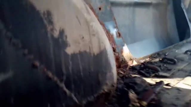 Зачистка шовного герметика и поиск ЗТС (заводской точечной сварки) смотреть онлайн