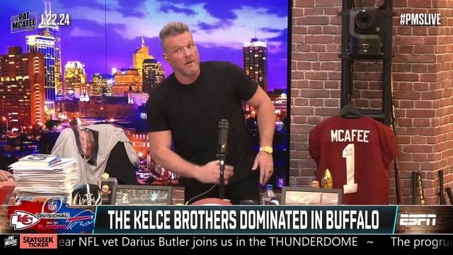 Jason Kelce Might Have Had The Best Performance At Chiefs vs Bills | Pat McAfee Reacts смотреть онлайн
