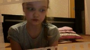 стих-О, родина в неярком блеске.