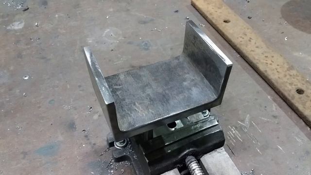 Тиски своими руками. Небольшие тиски из швеллера своими руками. смотреть онлайн